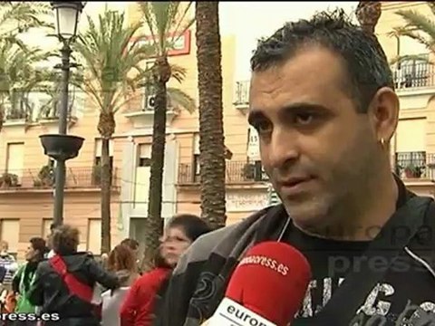 Protesta por cierre de las aulas en Jerez (Cádiz)
