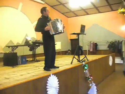 ACCORDEON NOEL 2008 A FOIX (ARIEGE)
