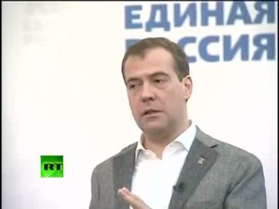Медведев о Сталине и Великой Отечественной войне