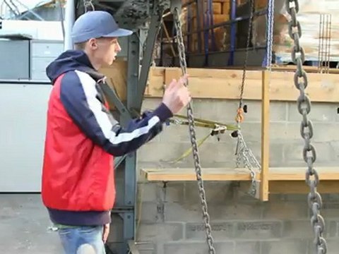 La participation du gagnant du Sosh & 1995 Talent Contest au nouveau clip des 1995