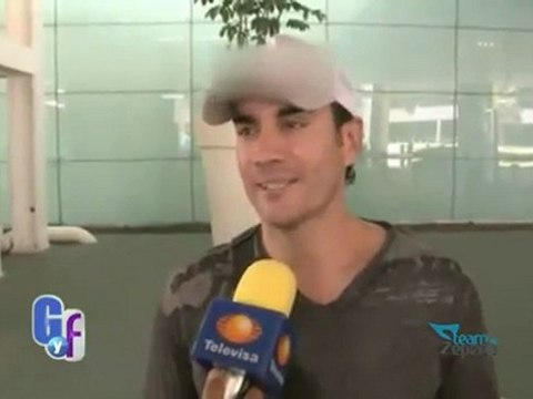 David Zepeda @davidzepeda1 muy feliz con la obra @unanochedepasio || EGYF