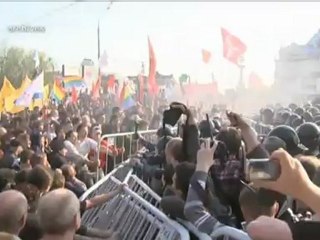 Russian treason bill passes lower house