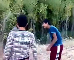 Güzlerli Deli  Mehmet yarıldım GÜlmekten.... :D