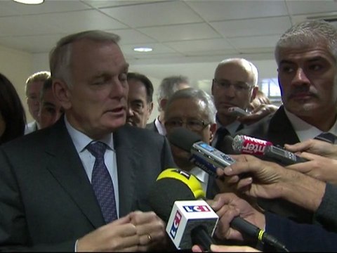 Jean-Marc Ayrault dénonce les chroniques quotidiennes de démolition