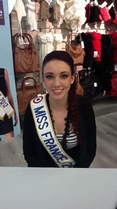 Delphine Wespiser - Dédicace pour le blog guidie80 - 25 octobre 2012