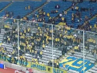 Φίλαθλοι ΑΕΛ-1 ώρα πριν