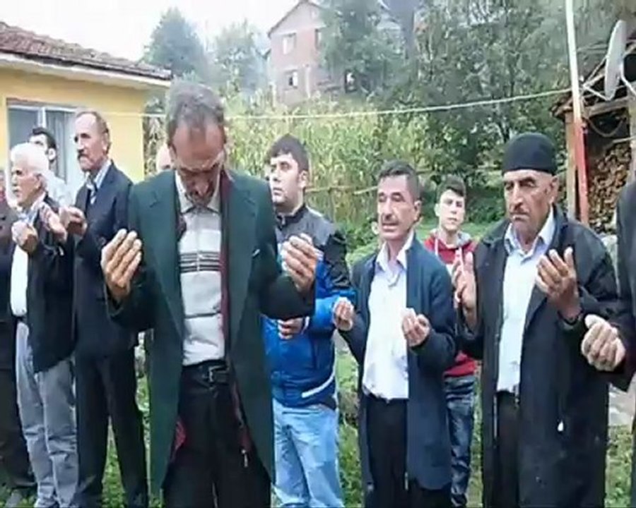 ÖRNEK KÖYLÜLERİN BAYRAMŞALMA TÖRENİ