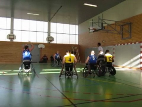 1.4 A.S.T.R.E.S contre STRASBOURG Aller. Année 2012/2013