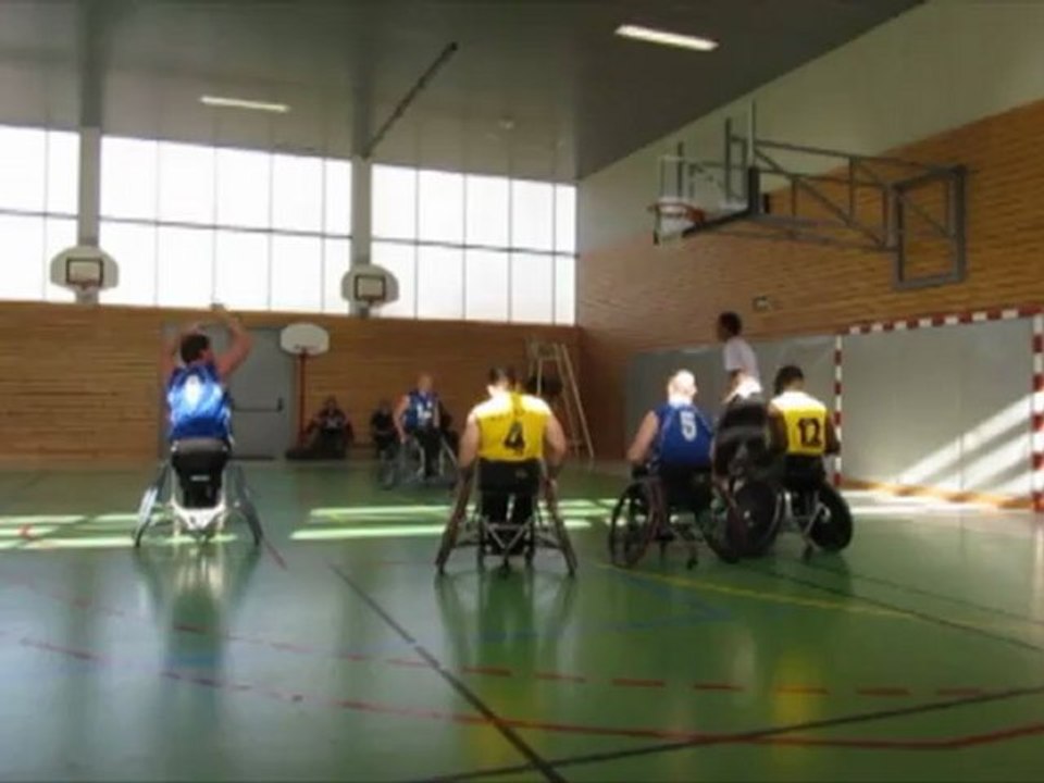 1.4 A.S.T.R.E.S contre STRASBOURG Aller. Année 2012/2013