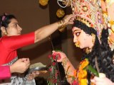 Kajol Celebrates Sindoor Puja At Durga Puja Pandal - Bollywood Babes [HD]