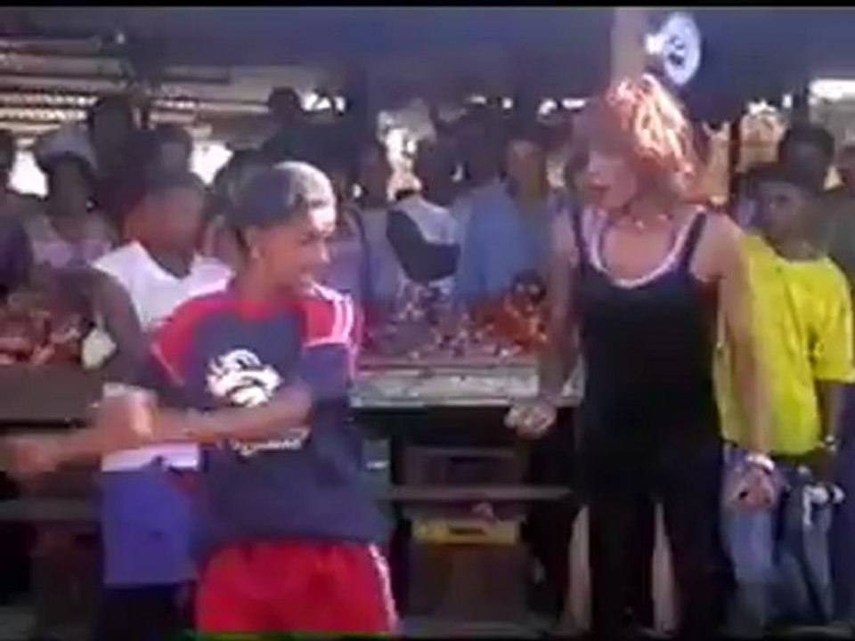 son las 5 de lamañana (AVENTURA) - YouTube