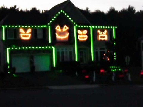 Des illuminations d'Halloween version Gangnam Style