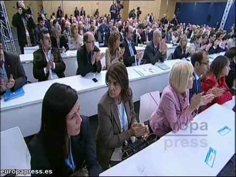 Camacho plantea al PP una mejora de la financiación