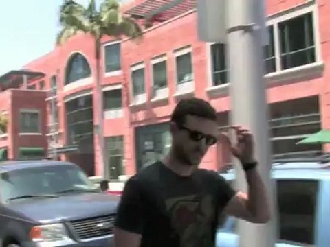 Justin Timberlake Apologizes for 'Distasteful' Homeless Video