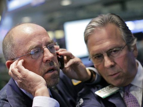 Stocks Close Flat After Disappointing Apple Earnings