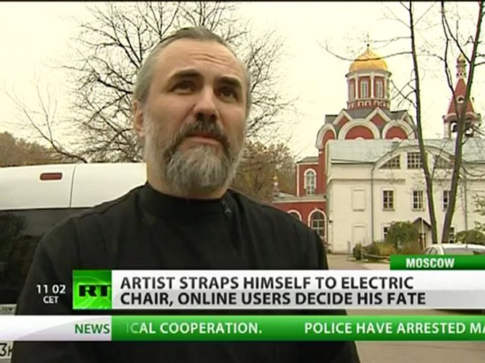 Online Execution? Artist straps himself to electric chair, users decide his fate