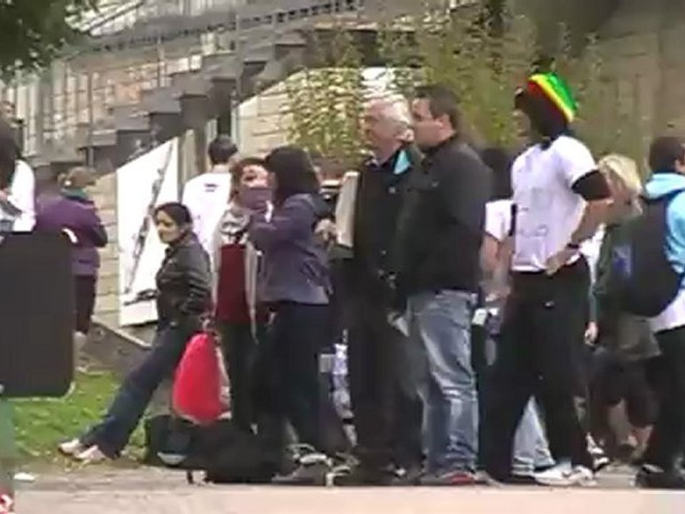 VESOUL : ILS COURENT, ILS COURENT, LES COLLEGIENS DE GEROME