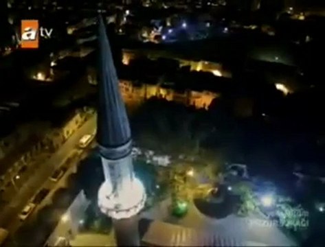 Huzur Sokağı Dizisinde Ezan-ı Muhammedi Tv'de Bir Dizide Başrol Oyuncusu Okudu