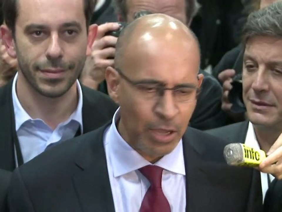 Arrivée d'Harlem Désir au congrès de Toulouse