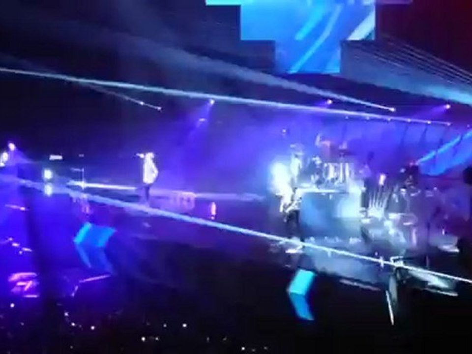 Follow Me - Muse live @ Arena, Montpellier 16/10/12