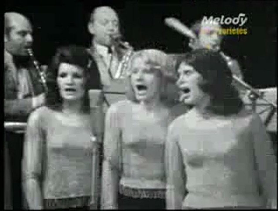 -orchestre de Jacques Hélian (1972-n&b)- "" Musique en tete ""