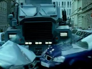 Die Hard  : Belle journée pour mourir _Bande Annonce 2