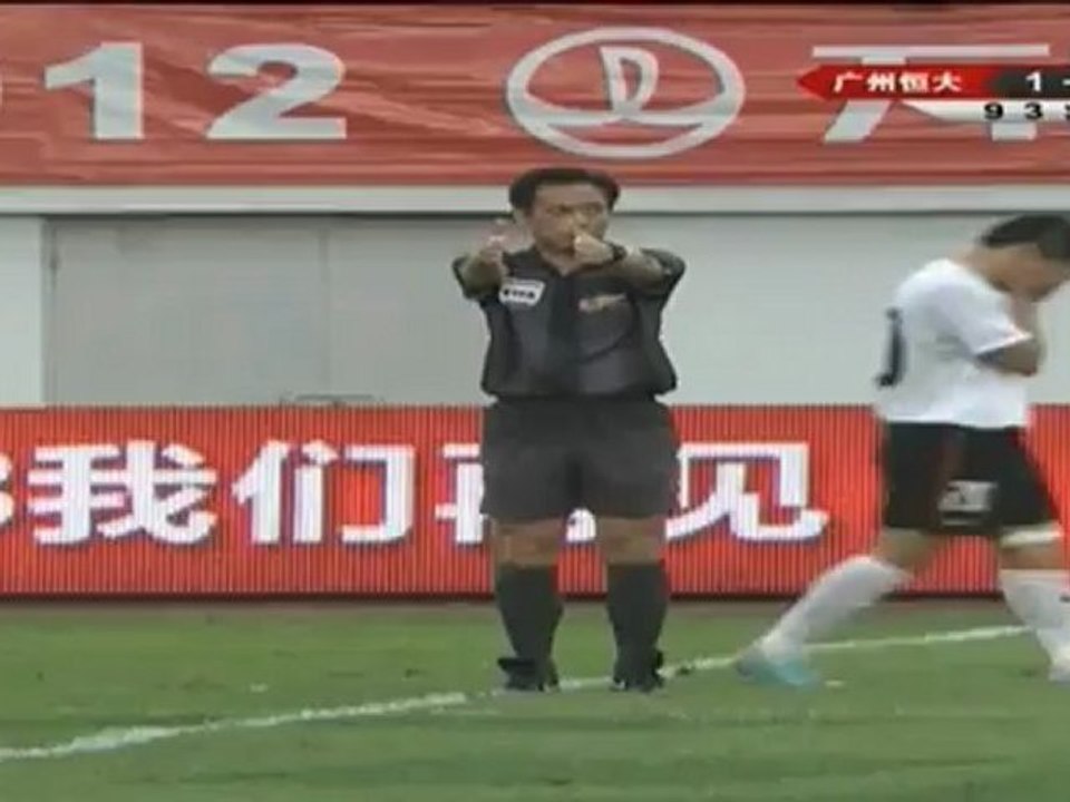 CSL: Barrios mit Guangzhou vorzeitig Meister