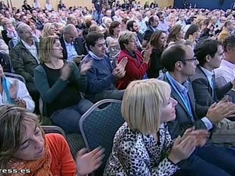 Rajoy: Es difícil dialogar con quien impone