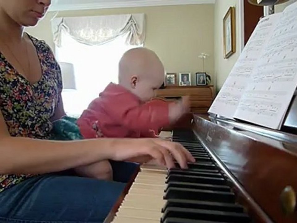 Leslie piano