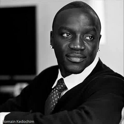 Akon ft. Sarah Kalume - Light Switch (2012) Free Mp3 Download (www.MusicLinda.Com)