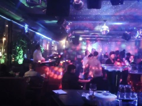 canlimuzik eglence mekani lumiere mavigul Arnhem dogumgunu bekarliga-veda partileri icin mukemmel eglence mekani