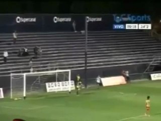 Keeper sent off for kicking a ball at a ballboy’s head