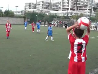 PERFORMANCE "A" vs BARCELONETA CF "A"