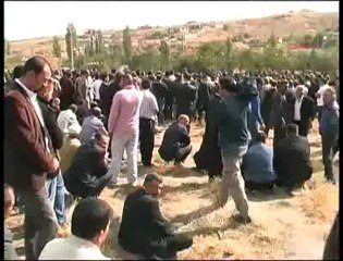 İkiz Asker Kardeşler Trafik Kazasında Öldü