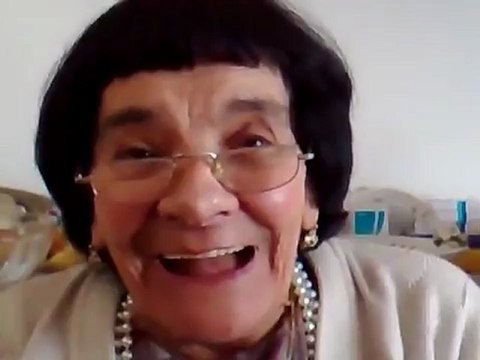 Nella vecchia fattoria cantata dalla smagliante Rosaria Mannino!