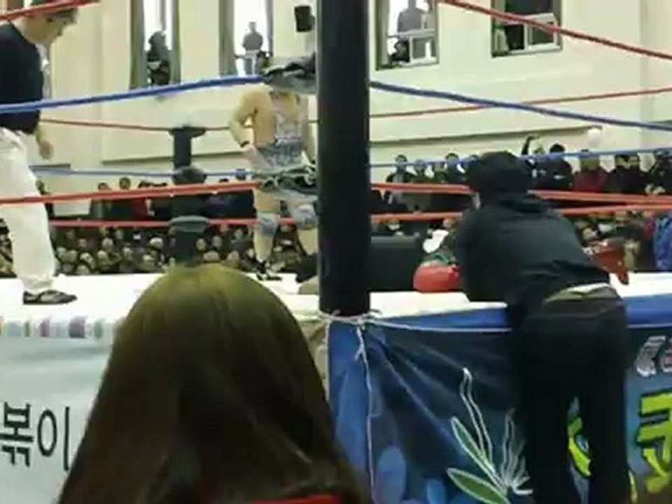 WWA - No Ji Sim (c) vs Super Crazy