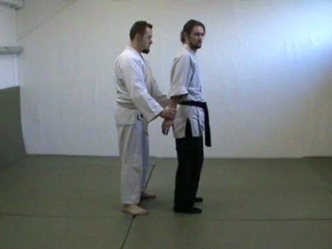 Ushiro ryote dori : neutre (f1, n2) sortie 3