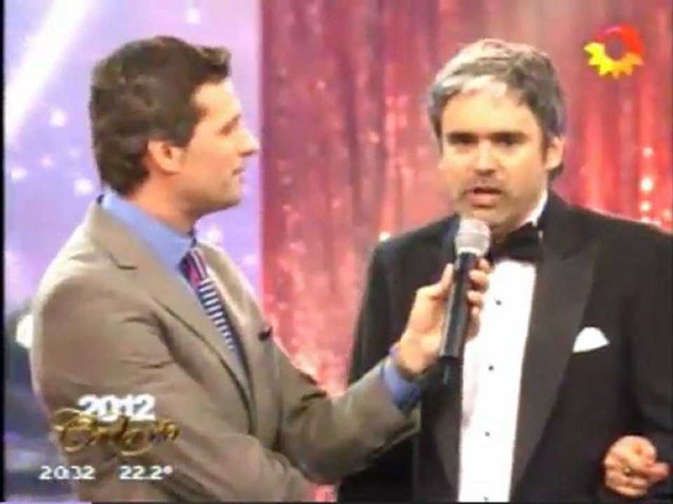 28- 10 camilo garcia en Cantando 2012