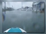 Il se balade en Jet Ski pendant l'ouragan Sandy