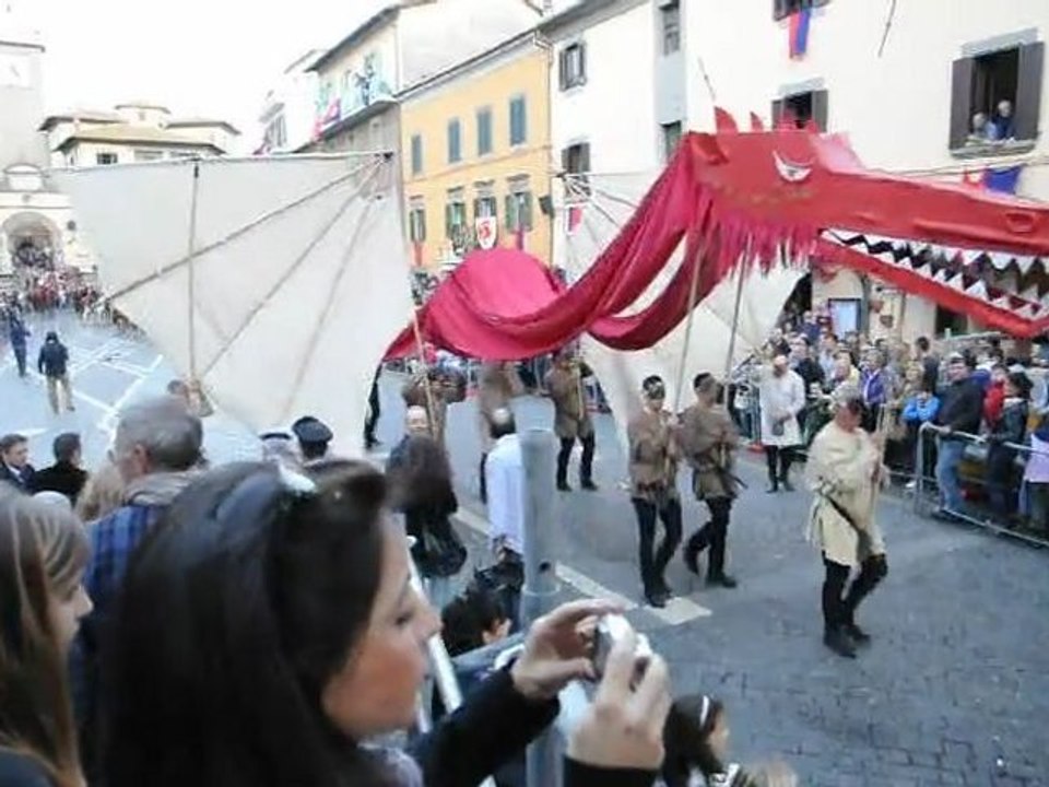 DOM.14-10-12: SFILATA DELLE CONTRADE ALLA SAGRA DELLA CASTAGNA A SORIANO DEL CIMINO.