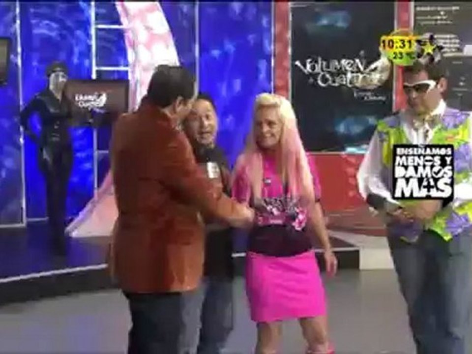 Gil canta en Volumen 4