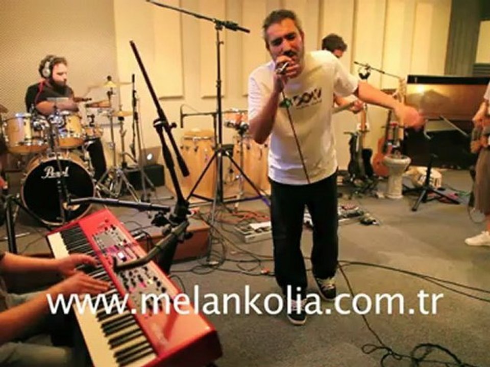 Sagopa Kajmer Kolera Merhametine Dön Kuvvetmira Stüdyo Canlı Performans 2012