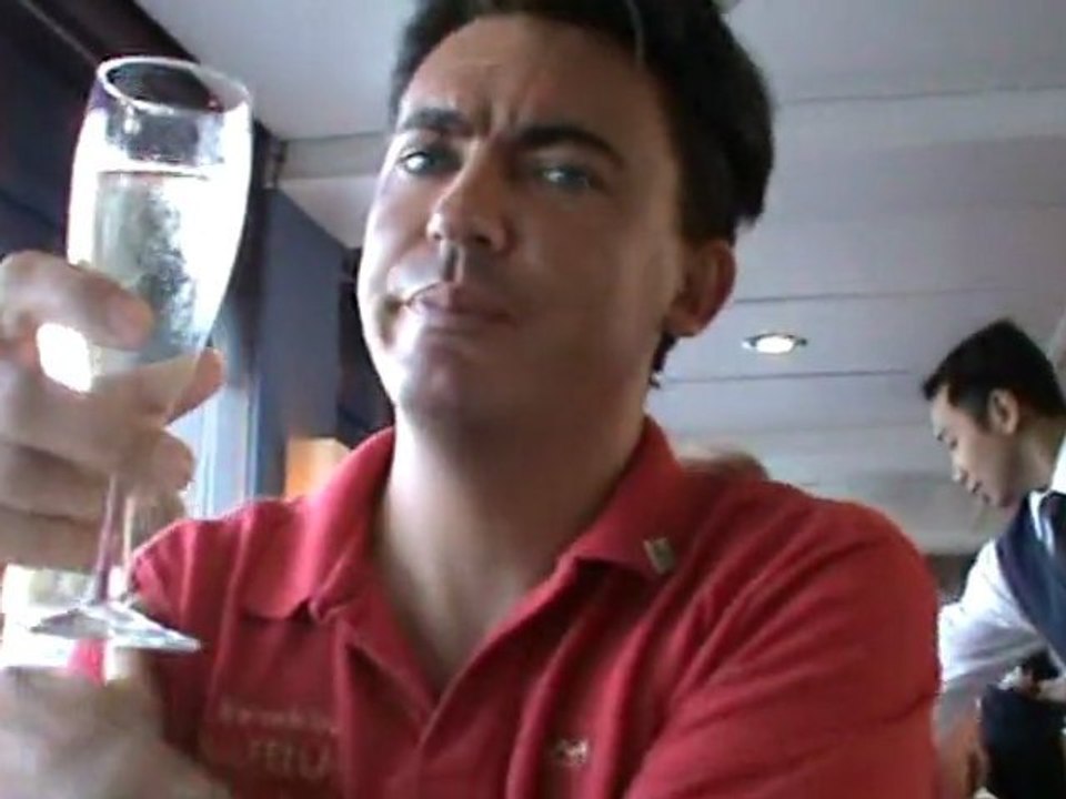 29. Geburtstag Matthias Mangiapane in Istanbul auf der FTI Berlin Hubert Fella