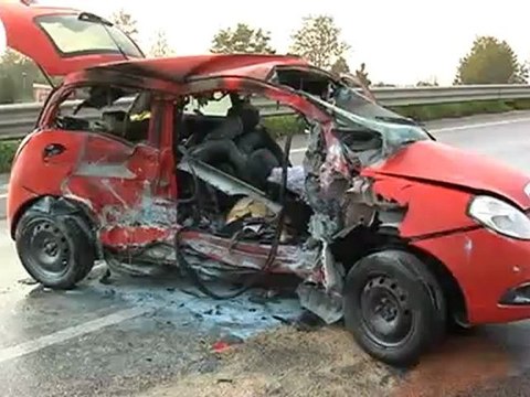 schianto muore a 30 anni