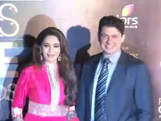 Red carpet Peoples Choice Award