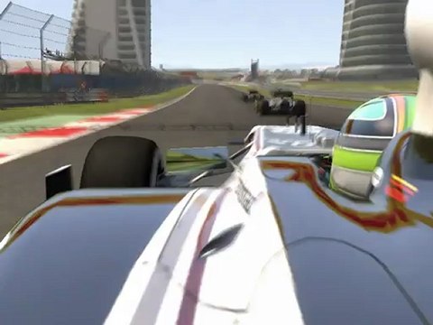 F1 2011 - GP d'Inde - Kier vs Schumacher (3)