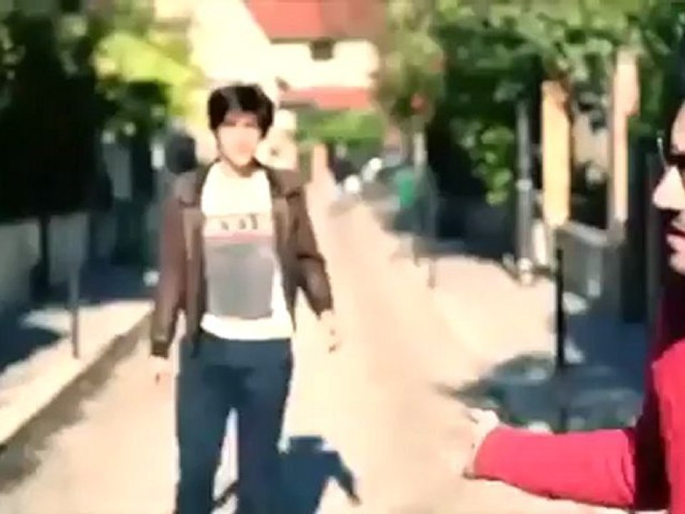 Rencontre avec Sacha Naigard, chanteur pop-rock du groupe « BAM! »