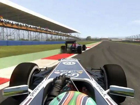 F1 2011 - GP d'Inde - Kier vs Schumacher (4) en onboard