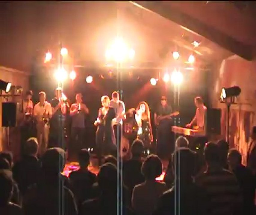 Groove de là - I Feel Good