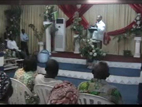 PASTEUR MEDARD MAMBENDA EGLISE GOSHEN TERRE FERTILE. 1_2